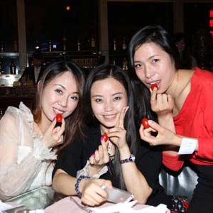 single chinese Women